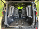 普段のお買い物や通勤、送迎等に十分な荷室スペースを確保しております。セカンドシートを倒すと、大きな荷物の積載も可能です♪