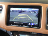 バックも安心のバックカメラ付いています。バックカメラがあると、いつでも安全にバックできますね。死角も減ります。