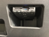いまや快適なカーライフに欠かせないETCが付いています。