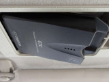 『マツダ純正・スマートインETC』 運転席のサンバイザーの裏にスッキリ収納になります。