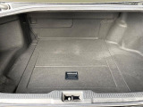 普段のお買い物や通勤、送迎等に十分な荷室スペースを確保しております。