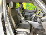 運転席シート廻りは使用感も少なく、良好な状態となっています。前オーナー様が丁寧に使っていたことがよくわかりますね。