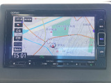 純正メモリーナビ フルセグTV視聴出来ますのでドライブも楽しいですね♪