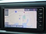 何処へでも行きたい場所へ、安心のトヨタ純正メモリーナビを装備しています。