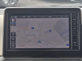 メモリーナビはタッチパネル式で画面も大きく、操作も簡単で使いやすいです