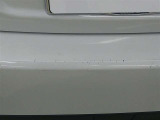 リアバンパーにキズがあります