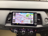純正メモリーナビ フルセグTV視聴出来ますのでドライブも楽しいですね♪