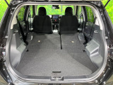 後席を格納すると、これだけの広さが!シーンに合わせたシートアレンジで、大きな荷物も積むことが出来ます♪