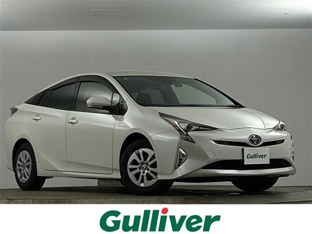トヨタ プリウス 