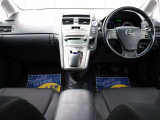 当社の車両は、オークションなどで高評価のお車を厳選して仕入れています。第三者鑑定やオークション評価4点以上にこだわっており、内外装共に状態の良いお車です。是非ご覧になってください。