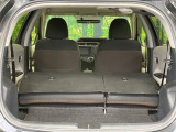 普段のお買い物や通勤、送迎等に十分な荷室スペースを確保しております。セカンドシートを倒すと、大きな荷物の積載も可能です♪