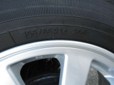 タイヤサイズは、155/65R14です