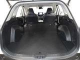 リヤシートを両方倒せば大きな荷物も車載可能です♪