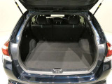 広々としたラゲージスペースを備えています。大きなものや長さのある荷物もしっかりと積み込めます。