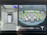 アラウンドビューモニター。前後左右の4つのカメラで車を上から見たような映像をナビ画面に映すので人や物を確認できとても安全です。