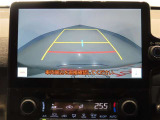 バックガイドモニター付きで駐車時も楽々です♪