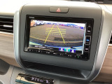 バックも安心のバックカメラ付いています。バックカメラがあると、いつでも安全にバックできますね。死角も減ります。