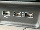 USB、充電も充実しております!長時間のドライブも安心です♪