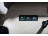 ECONボタンで低燃費モードに☆☆☆ECONスイッチを上手に使ってエコドライブ♪♪環境にもお財布にも優しい装備です☆☆☆