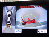 バックガイドモニターを装備しています、車庫入れもラクラクです。パノラミックビューモニターを搭載しています、上からの画像も表示されます。