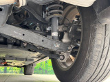 お車を安心してお乗りいただく為には、足回りの定期点検が欠かせません。サービスサポート(有償保証)では無料点検もご提供しており、安心のカーライフをお過ごしいただけるサポート体制が整っています。