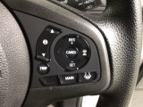 クルーズコントロールを装備しています。高速道路などで一定の速度で走ってくれるので運転が楽ですよ!速度を設定できますので、スピードの出しすぎにも注意できます。