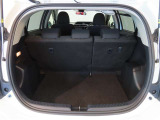 広々としたラゲージスペースを備えています。大きなものや長さのある荷物もしっかりと積み込めます。