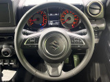 【純正革巻きステアリング】上質な革を使用することで、手にしっかり馴染みとても運転しやすいハンドルです♪