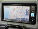 フルセグテレビ・CD・DVDもお楽しみいただけるトヨタ純正ナビゲーション(NMZK-W73D)付きです。