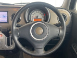 ステアリングも使用感が少なく、きれいな状態となっております♪