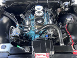 V8 389エンジン搭載 です。