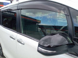 ウィンカードアミラー&ドアバイザーも装備されております!