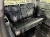 3列目シートはもちろん状態良好☆大人でもゆったりと座って頂けますので、大人数でのお出かけもラクラクです♪ご家族で、気の知れた仲間で、ドライブに行くのが楽しみですね♪