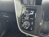 【 オートエアコン 】車内温度を感知して自動で温度調整をしてくれるのでいつでも快適な車内空間を創り上げます!