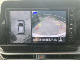 アラウンドビューモニターです☆車の前後左右にカメラがついており駐車時には上から車を見たような画面が見れますので、4方向の状況を確認することができる便利な機能です☆