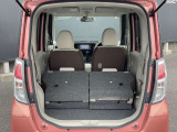 後席を倒せばさらに広々。大きな荷物も積載可能です!