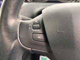 ステアリングリモコン装備で操作も楽々です!
