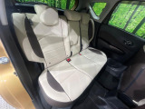 コンパクトカーですが、セカンドシートは十分な広さがあり快適にお乗りいただけます♪シートを倒して大きな荷物を積んだりと、用途の幅が広い1台です。