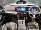 ☆センターパネルを運転席側に僅かに傾けたBMW独特のインパネ☆【駆け抜ける歓び】はここからもスタートしております☆