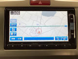 純正メモリーナビとバックカメラ付☆オーディオでドライブも好きな音楽を聴いて楽しめます。TV視聴も可能です☆