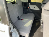 後部座席もキレイな状態です♪