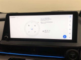 【12.3インチディスプレイオーディオ】各種オーディオ機能とスマホ連携機能を搭載。コネクティッドナビ対応。車載ナビ機能は搭載されていません。機能の詳細につきましては、展示店舗までお尋ねください。