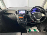 メーターやシフト、スイッチ位置など運転席まわりの配置はしっくりいきたいものですね!まずは座ってチェックしてみて下さい♪