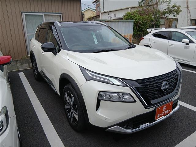 エクストレイル 1.5 G e-4ORCE 4WD 禁煙車 黒革シート
