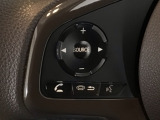 ステアリングリモコンは、運転中でも簡単に音量調整やチャンネル変更もできます!わき見運転防止にもつながるので安心です♪