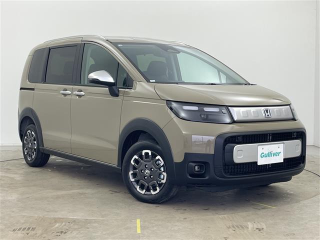 フリード 1.5 e:HEV クロスター 4WD 修復歴無し