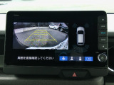 駐車が苦手な方にも安心の、バックカメラ装備です!