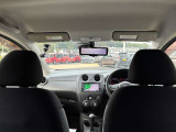 内装状態も特に大きく目立つ汚れも無くキレイです!多少の使用感は中古車なのでありますが、全体的にキレイな車輛ですっ!