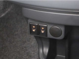 運転席&助手席にシートヒーターで冬でもポカポカ