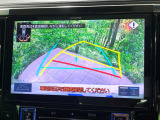 【バックカメラ】駐車時に後方がリアルタイム映像で確認できます。大型商業施設や立体駐車場での駐車時や、夜間のバック時に大活躍!運転スキルに関わらず、今や必須となった装備のひとつです!